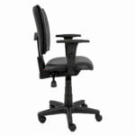 Cadeira B-one Executiva Back System em vista lateral, com braços reguláveis e dois comandos