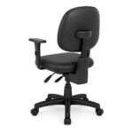 Cadeira Ergonômica Back System NR 17 em perspectiva traseira, com suporte do encosto e rodízios