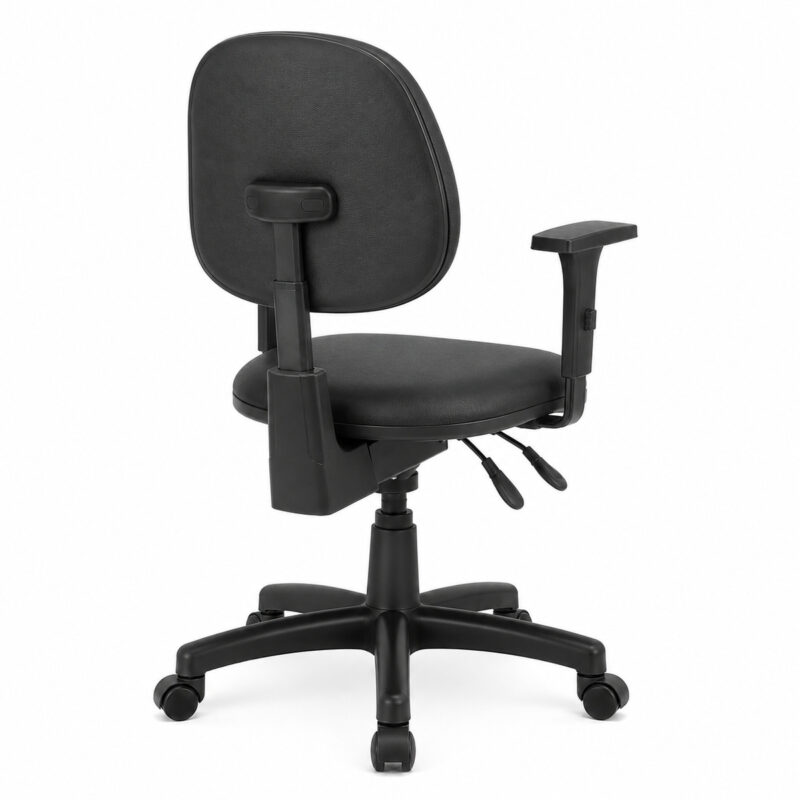 Cadeira Ergonômica Back System NR 17 em ângulo traseiro oposto, com estrutura totalmente preta