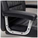 Detalhe comercial do assento Pillow Top da Cadeira Presidente Luxo com 42 molas ensacadas individuais.