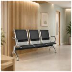 Longarina Aeroporto Estofada com 3 Lugares instalada em recepção profissional para visitantes.