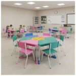 Conjunto Escolar Hexagonal com 6 Mesas e Cadeiras Baby