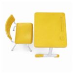 Conjunto Escolar Amarelo com Mesa e Cadeira 03 a 06 Anos