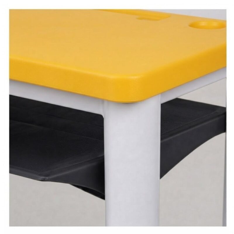 Conjunto Escolar Amarelo com Mesa e Cadeira 03 a 06 Anos