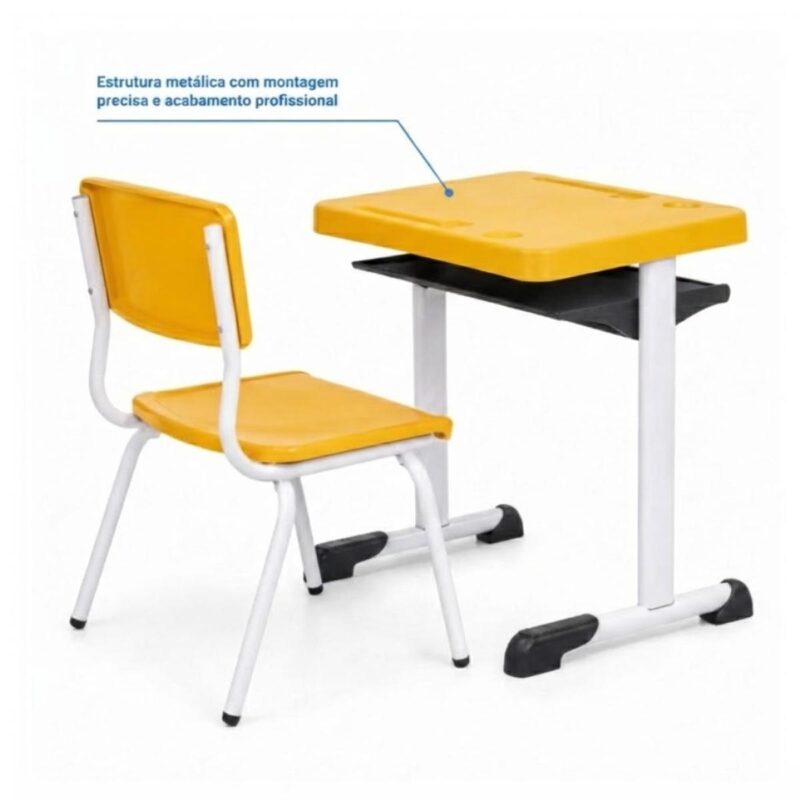 Conjunto Escolar Amarelo com Mesa e Cadeira 03 a 06 Anos