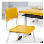 Conjunto Escolar Amarelo com Mesa e Cadeira 03 a 06 Anos