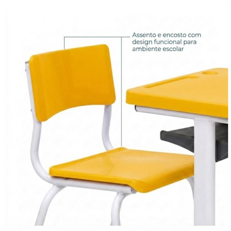 Conjunto Escolar Amarelo com Mesa e Cadeira 03 a 06 Anos