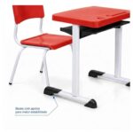 Conjunto Escolar Vermelho com Mesa e Cadeira 03 a 06 Anos