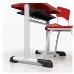 Conjunto Escolar Vermelho com Mesa e Cadeira 03 a 06 Anos