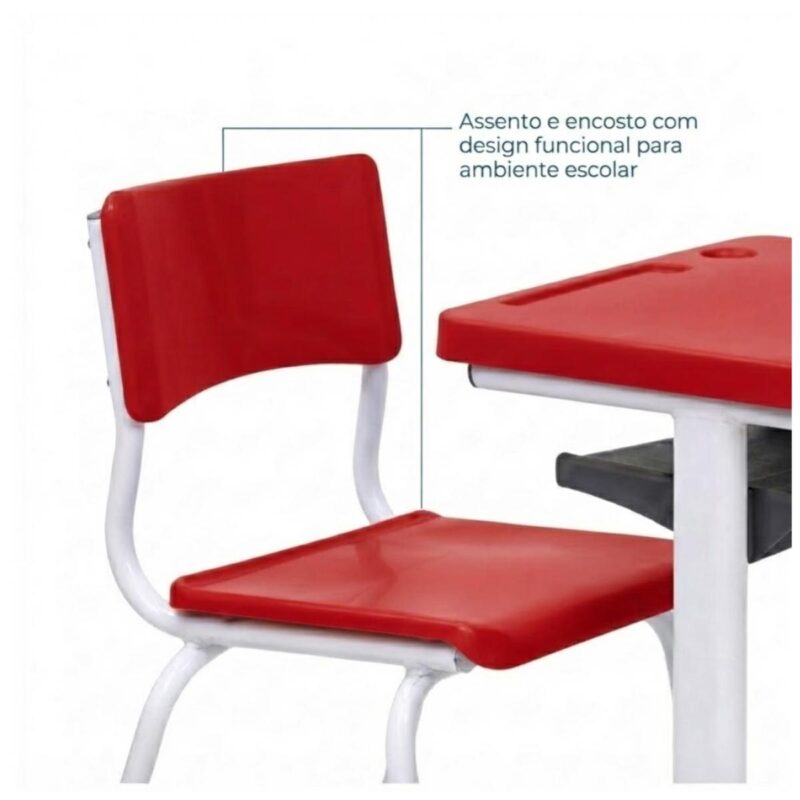 Conjunto Escolar Vermelho com Mesa e Cadeira 03 a 06 Anos