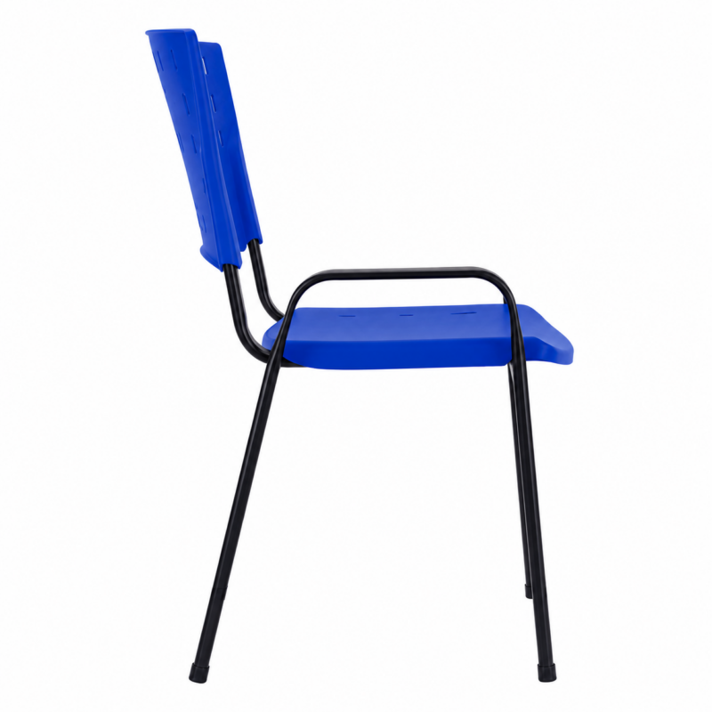 Cadeira Plástica ISO Fixa Azul em vista lateral esquerda, com assento curvo e braços