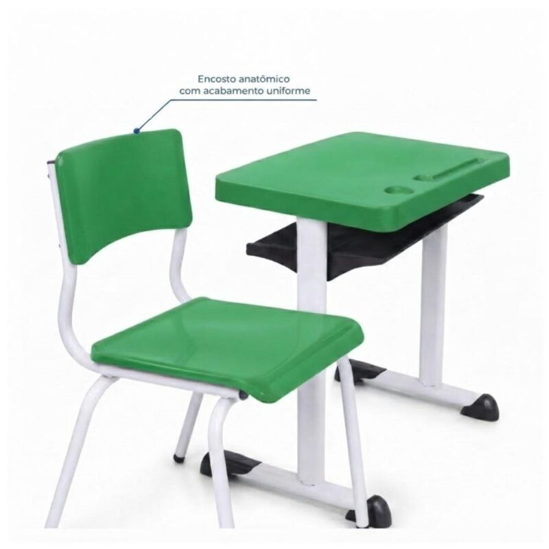 Conjunto Escolar Verde com Mesa e Cadeira 03 a 06 Anos