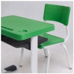 Conjunto Escolar Verde com Mesa e Cadeira 03 a 06 Anos