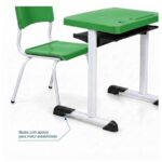 Conjunto Escolar Verde com Mesa e Cadeira 03 a 06 Anos