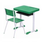 Conjunto Escolar Verde com Mesa e Cadeira 03 a 06 Anos