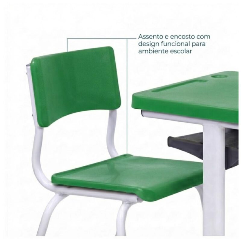 Conjunto Escolar Verde com Mesa e Cadeira 03 a 06 Anos