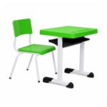 Conjunto Escolar Verde com Mesa e Cadeira 06 a 10 Anos