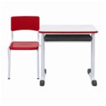 Conjunto Escolar Vermelho com Mesa e Cadeira 06 a 10 Anos