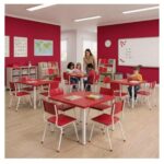 Conjunto Escolar Coletivo Infantil 4 Cadeiras 03 a 06 Anos
