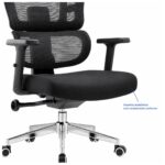 Imagem técnica do assento anatômico estofado da cadeira presidente ergonômica preta.
