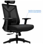 Imagem técnica dos apoios de braço com regulagem de altura da cadeira presidente ergonômica preta.