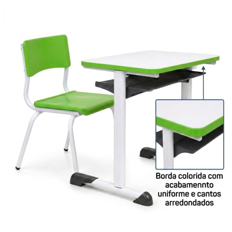 Conjunto Escolar Verde com Mesa e Cadeira 03 a 06 Anos