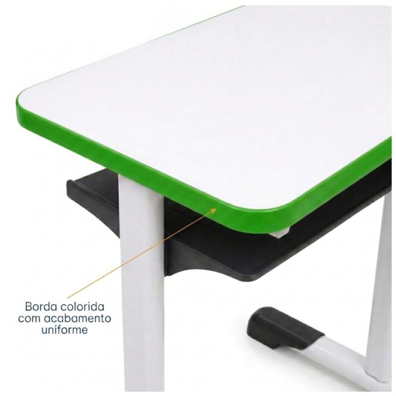 Conjunto Escolar Verde com Mesa e Cadeira 03 a 06 Anos