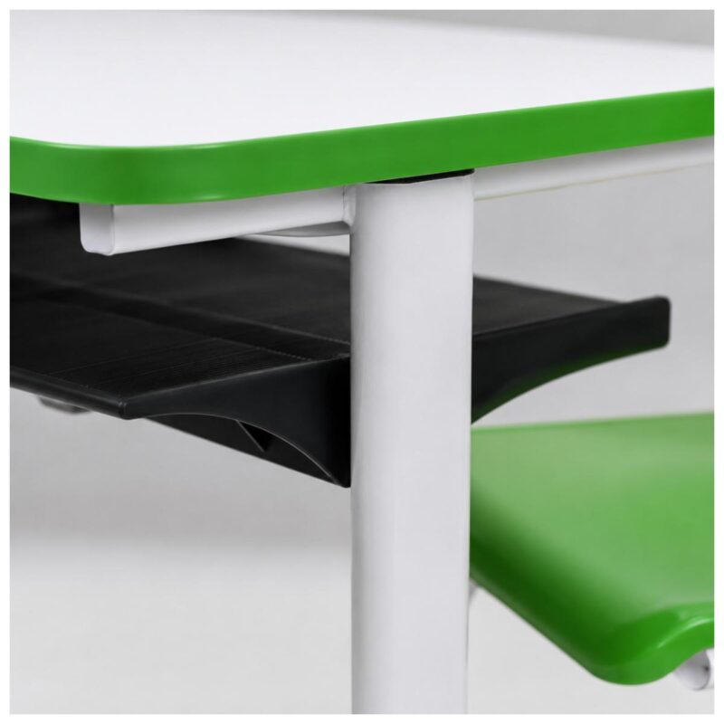 Conjunto Escolar Verde com Mesa e Cadeira 03 a 06 Anos
