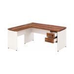 Mesa em L com 2 gavetas — perspectiva com gavetas abertas Mesa em L com duas gavetas abertas, tampos amadeirados Nogal Sevilha e pés em painel Champanhe.