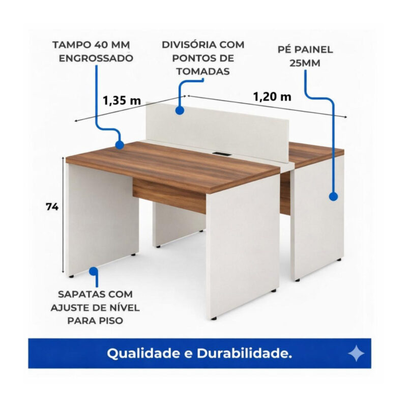 Esquema da estação dupla com medidas de 1,35 m e 1,20 m, altura de 74 cm e indicações de tampo, divisória e pés.
