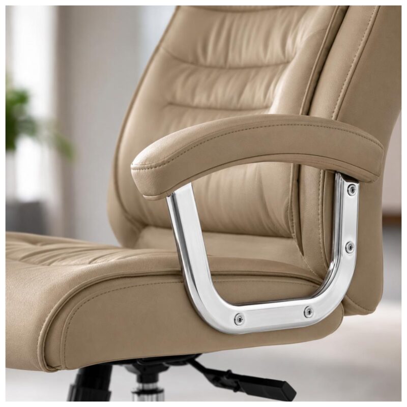 Detalhe do assento fendi da Cadeira Presidente Luxo com Pillow Top e 42 molas ensacadas individuais.