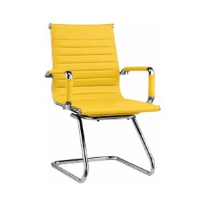 Cadeira Interlocutor Charles Eames Esteirinha Pastel em vista três quartos, com couro sintético e estrutura cromada fixa.