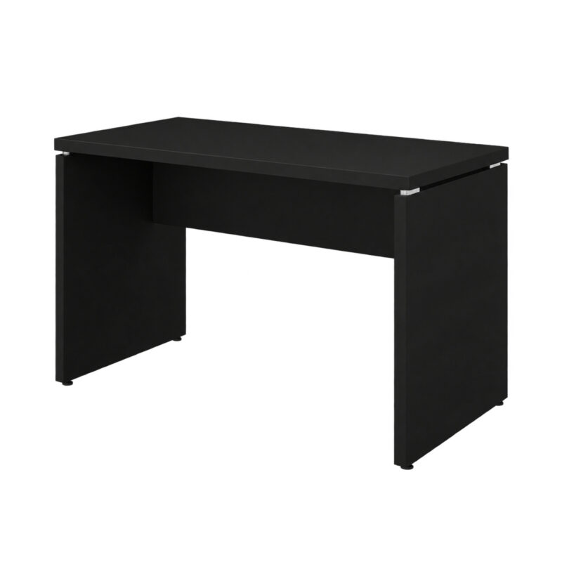 Mesa preta em perspectiva pela direita com pés painel, distanciadores metálicos e painel central sob o tampo.