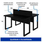 Medidas da estação dupla preta de 120 × 135 cm Ilustração da estação dupla preta com medidas de 120 por 135 cm e altura de 73 cm, indicando tampo de 40 mm, divisória e pés metálicos.