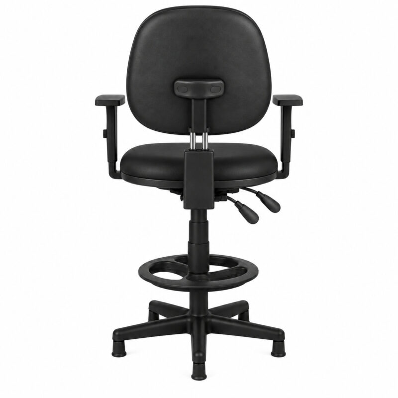 Vista traseira direita da cadeira caixa executiva lisa, destacando o acabamento posterior do encosto, o suporte do sistema Back System e a estrutura elevada com apoio para os pés.