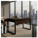 Móveis para Escritório Mesa para Escritório com Pé Industrial 1,70x0,70m - Sem Gavetas - Louro / Preto - 25474