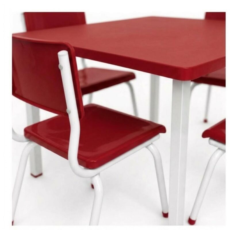 Conjunto Escolar Coletivo 6 a 10 anos com Mesa Quadrada e 4 Lugares