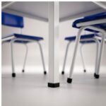 Conjunto Escolar Coletivo 6 a 10 anos com Mesa Quadrada e 4 Lugares