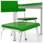 Conjunto Escolar Coletivo 6 a 10 anos com Mesa Quadrada e 4 Lugares