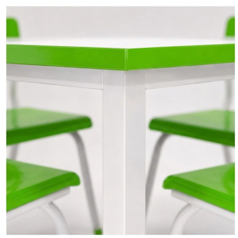 Conjunto Escolar Coletivo 6 a 10 anos com Mesa Quadrada e 4 Lugares