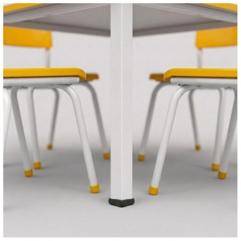 Conjunto Escolar Coletivo 6 a 10 anos com Mesa Quadrada e 4 Lugares