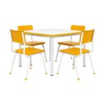 Conjunto Escolar Coletivo 6 a 10 anos com Mesa Quadrada e 4 Lugares