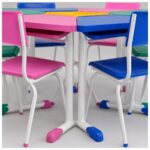 Conjunto Escolar Modular Juvenil com 6 Lugares e Mesas Trapezoidais