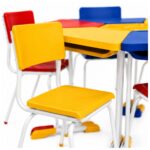 Conjunto Escolar Modular Juvenil com 6 Lugares e Mesas Trapezoidais