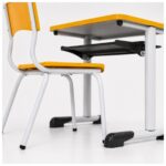 Conjunto Escolar Amarelo com Mesa e Cadeira 03 a 06 Anos