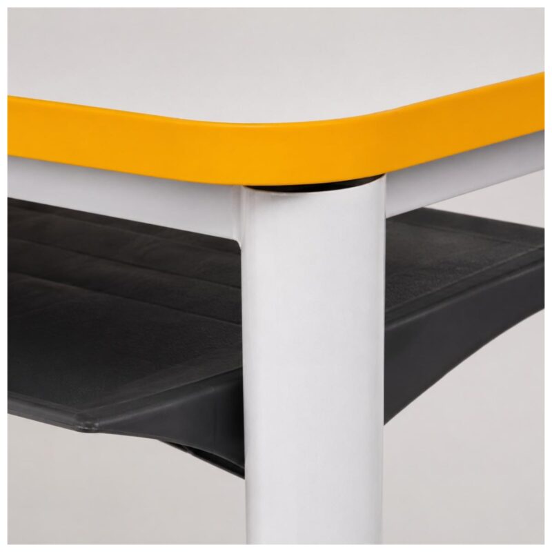 Conjunto Escolar Amarelo com Mesa e Cadeira 03 a 06 Anos