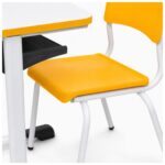 Conjunto Escolar Amarelo com Mesa e Cadeira 03 a 06 Anos